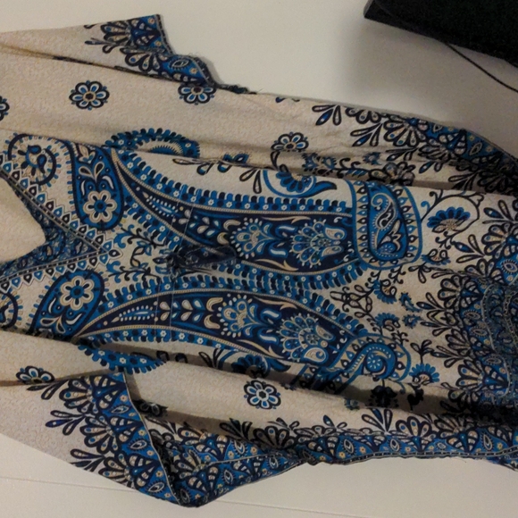 Size XL kurti kurta tunic very beautiful with a lot of colours and designs - Picture 9 of 10